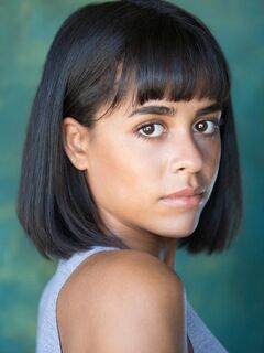 Olive Gray (Olivia Grant)